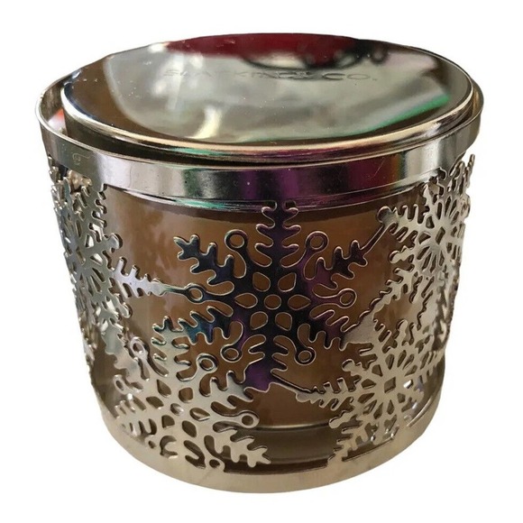 Bath & Body Works Salted Caramel Candle w Snowflake Sleeve Slatkin & Co 4 oz NEW - Picture 7 of 9